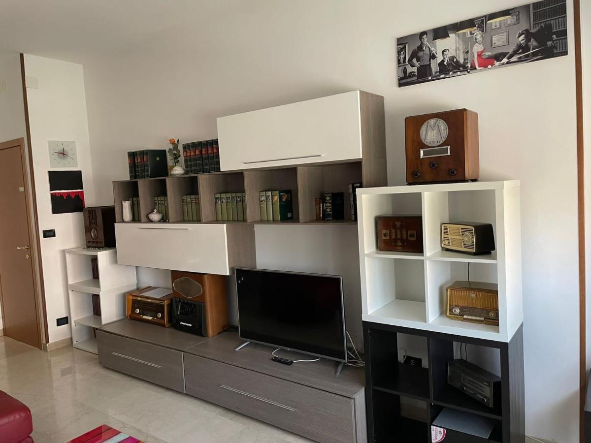 Splendido Appartamento In Zona Fiera A Bologna Kültér fotó