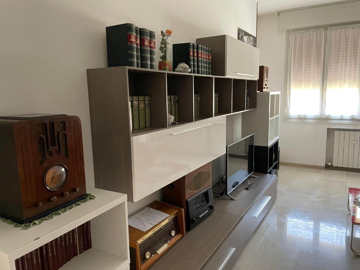 Splendido Appartamento In Zona Fiera A Bologna Kültér fotó
